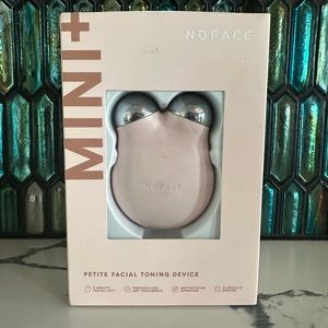 Nūface Mini+ facial toning device kit